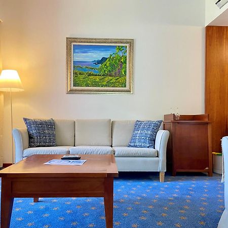 Bio Hotel - Hotel Quinta Da Serra Câmara de Lobos Eksteriør bilde